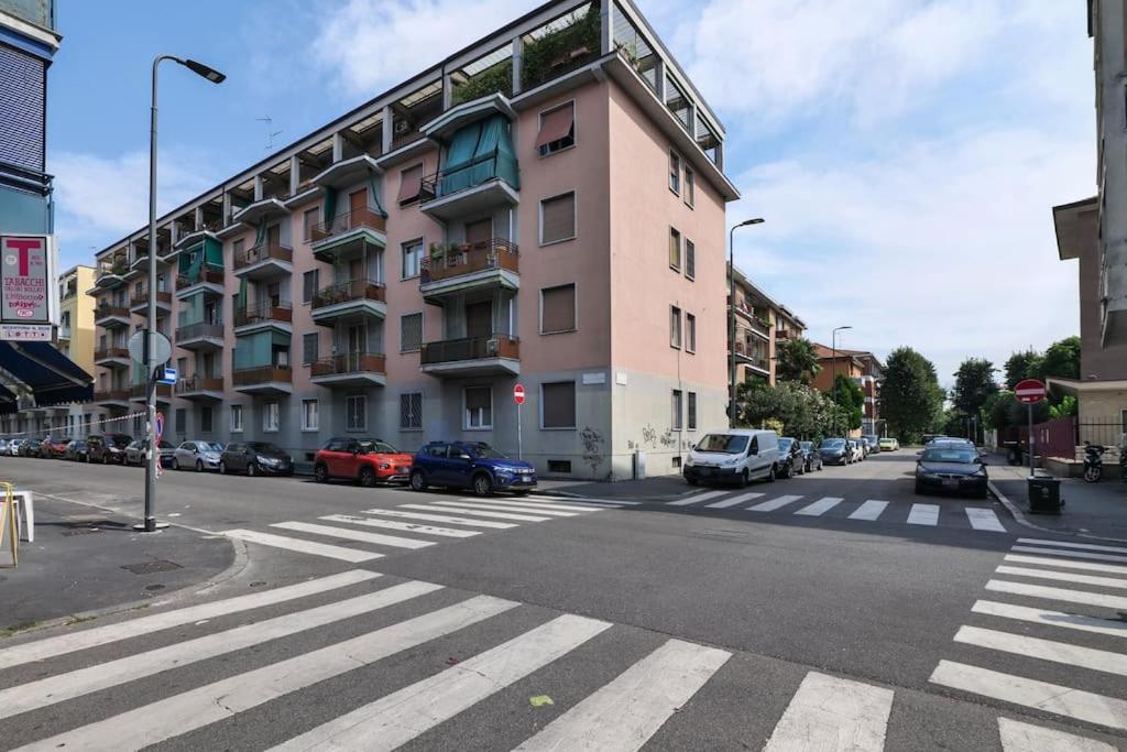 Primopiano - Astico Apartment Милано Екстериор снимка